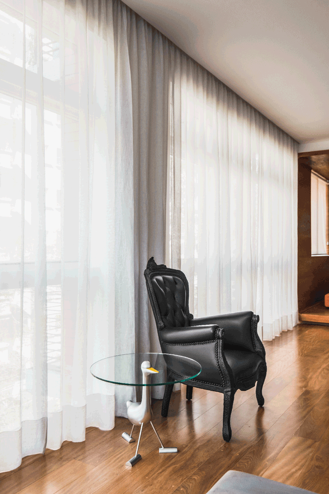 mesa-papera-design-alessandro-mendini-ph-edson-ferreira.gif
